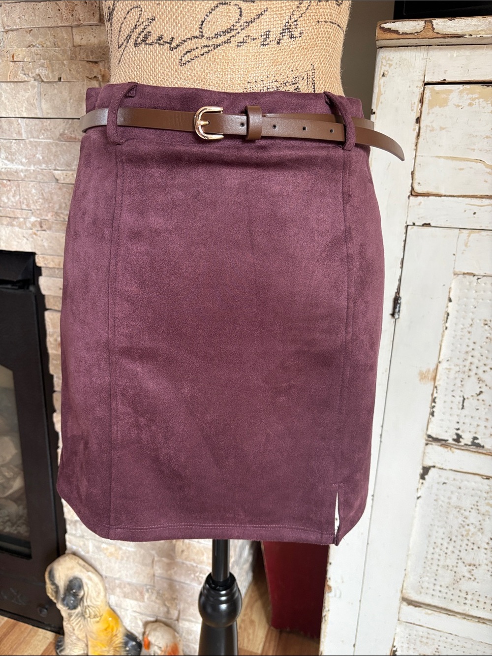 Active USA Plum Suede-Effect Pencil Skirt Mini Skirt with Belt